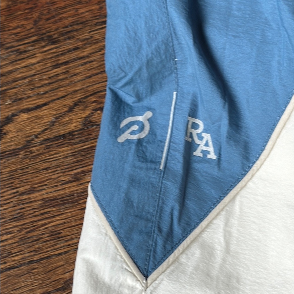 Starter Full Zip Jacket. Starter x Peloton - Picture 11 of 14